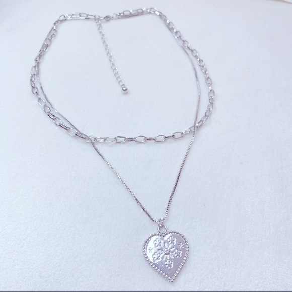 ❣️$25/3❣️ Sliver Plated Heart Pendant Double Chains Necklace - Picture 4 of 14